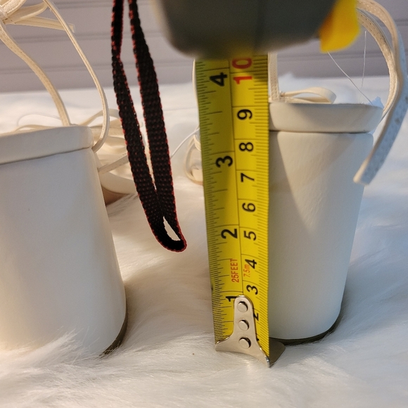 Madden Girl Elegant Cream Strappy Sandals - Picture 5 of 6